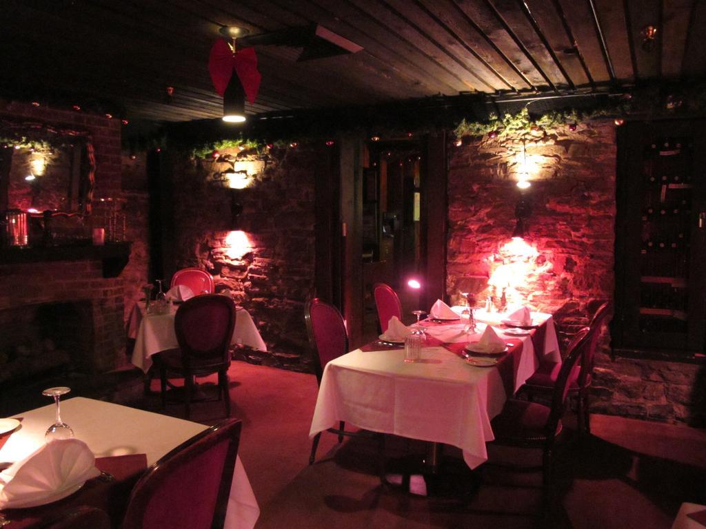 Jacksonville Inn Exterior photo